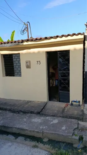 Vende-se casa