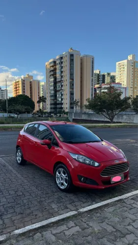 Ford Fiesta 1.6 16V Flex Aut. 5P 2016