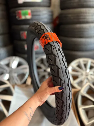 Pneu Levorin Matrix 90/90r18 uso s/ câmara