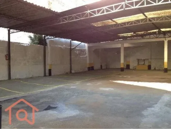 Predio comercial com 2 apartamento e um estacionamento de 538 m2 a venda na Aclimação ! ac