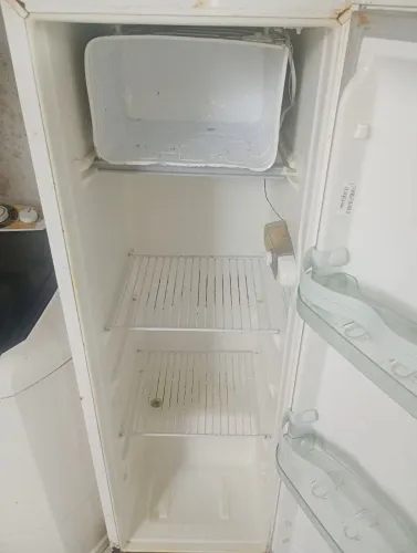 Geladeira Consul 280L