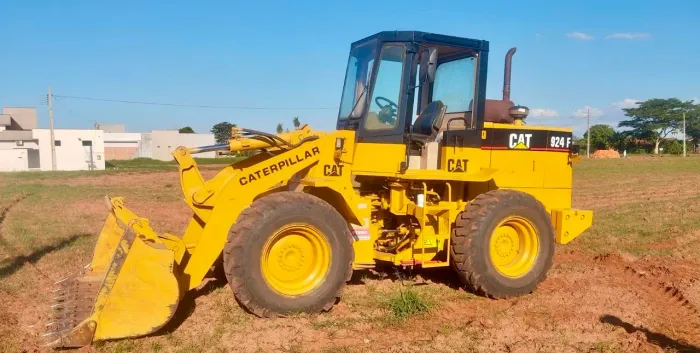 Pá carregadeira Caterpillar 924f