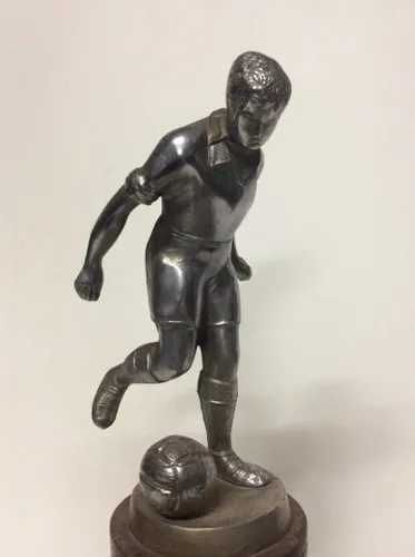 Troféu antigo  futebol 