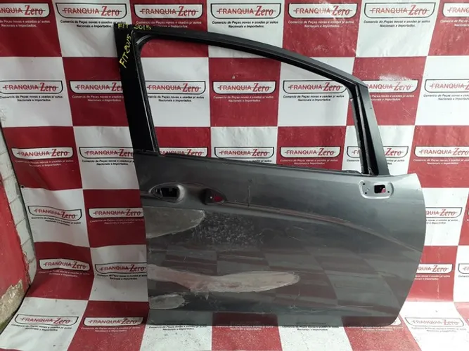 Porta dianteira direita Fit 2015/ Recuperada