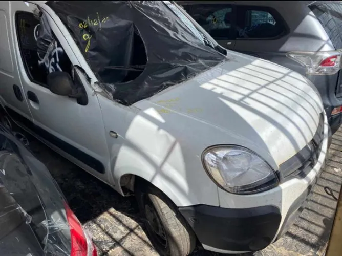 Kangoo 1.6 2017 Airbag Capo Porta Motor Farol Suspensão Cambio Mecanica Sucata