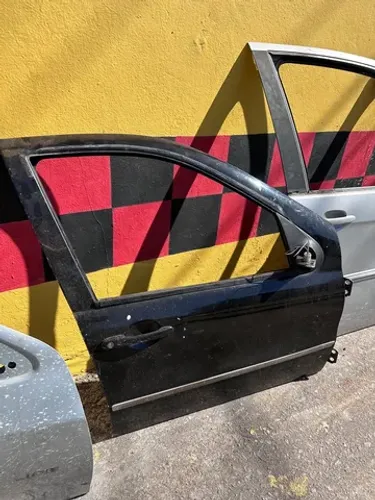 Porta dianteira direita fiat palio bolha