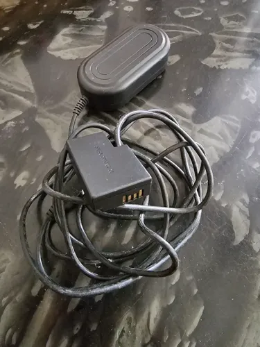Fonte Ack-e18 para tomada Canon SI2 