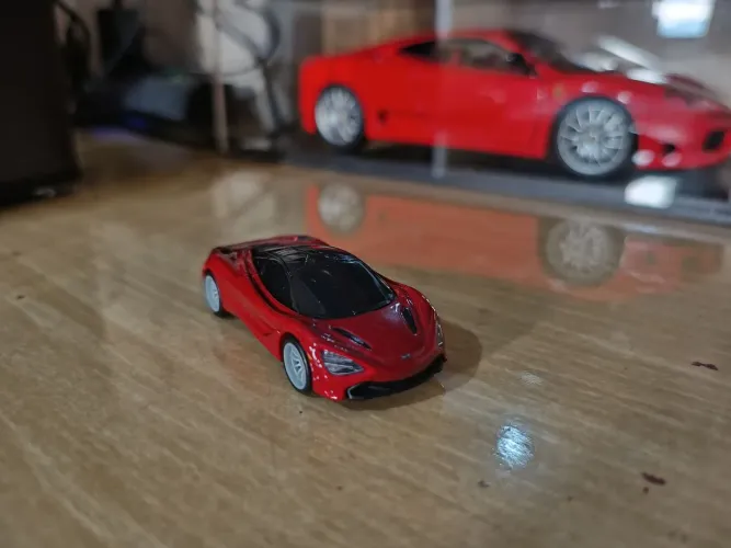 McLaren 720S Hot Wheels Premium