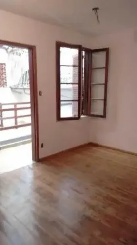 Casa de Vila - Triplex / Residencial / Catete
