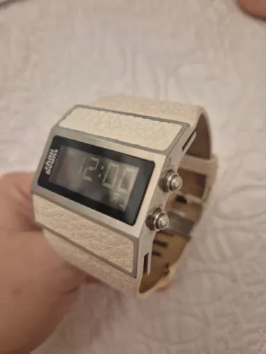 Relógio Chili Beans Digital