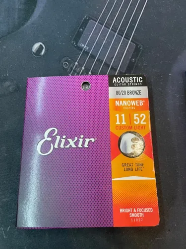 Cordas Elixir 11-52 Custom Light bronze 80-20 Violão Acústico