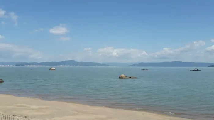 À venda | 288 m², Pé na Areia, Frente Mar, 2 quartos e 4 vagas de garagem - Cacupé, em Flo