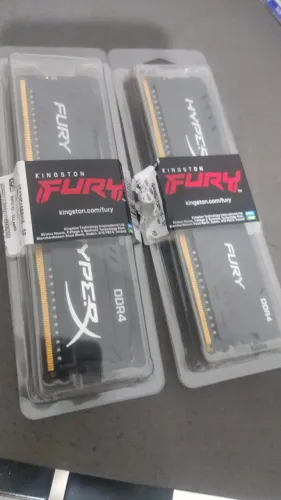 Memória RAM 2x8GB DDR4 HyperX