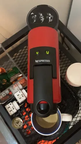 Nespresso  Essenza Vermelha 127v + transformador 