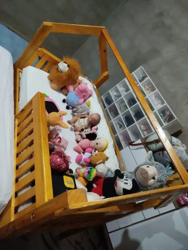 Cama casinha de madeira infantil com colchão Ortobom 