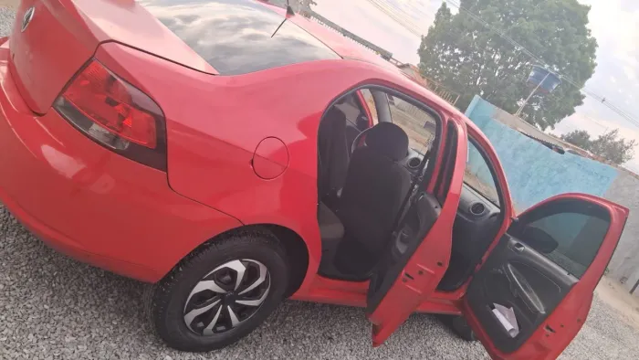 Volkswagen Voyage 1.0/1.0 City MI Total Flex 8V 4P 2012