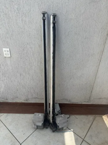 Motor para portão (são dois)