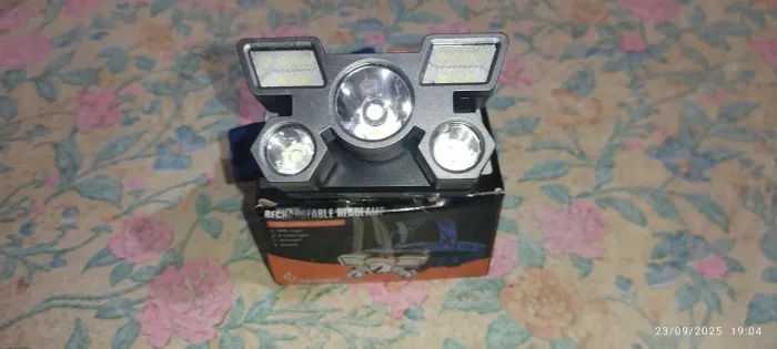 5 Luzes led com suporte para cabelo (localização prox. UPA Nsa Sra Apar pedreira zona sul)