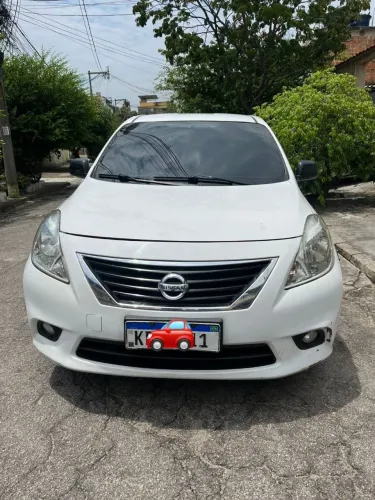 Nissan Versa SL 1.6 16V Flex Fuel 4P Mec. 2013