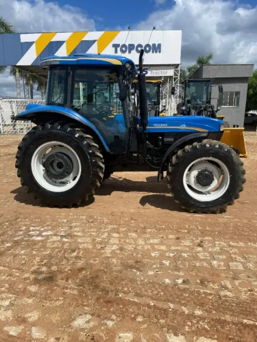 TRATOR NEW HOLLAND 7630
