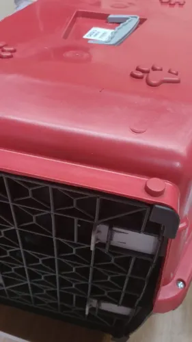 Caixa Transporte Cachorro/Gato Número 5 Vermelho (nunca usada)