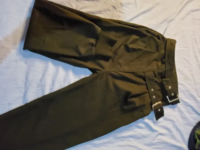 Calça feminina moda coreana.