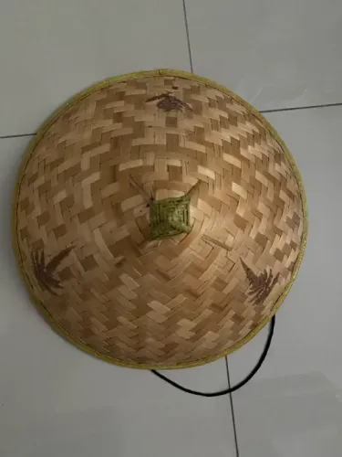 Chapéu de palha asiático anime 