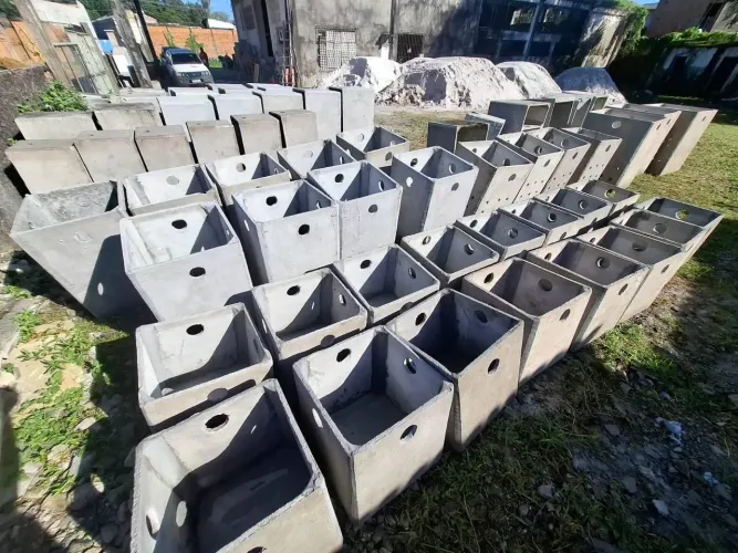 PRÉ-MOLDADOS A PRONTA ENTREGA