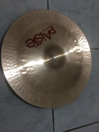 Paiste 2002 Novo China 18 semi novo 