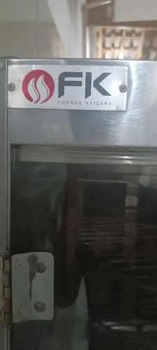 Vendo máquina de assar frango e costela ( bandeja)
