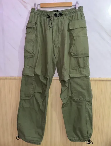 calça cargo verde 