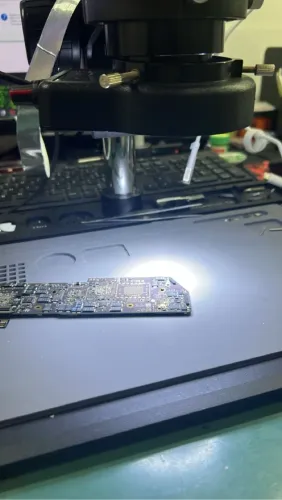 Serviço de Reparo de Placa (MacBook)