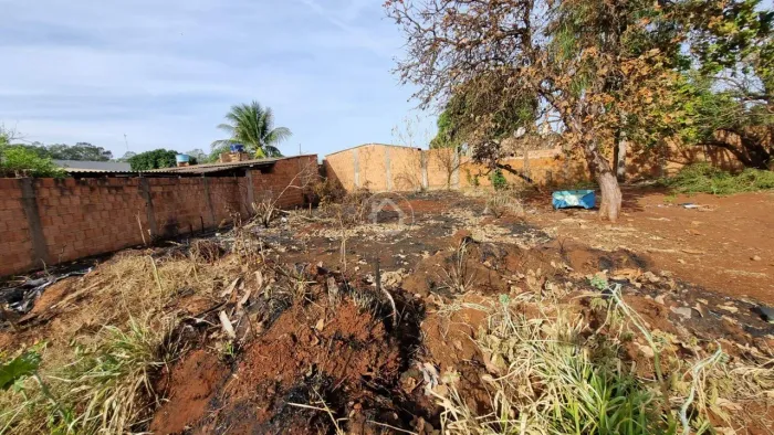 TERRENO NA REGIÃO DO JARDIM CARIOCA