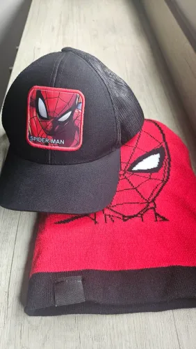 Kit Boné e gorro Homem Aranha<br><br>