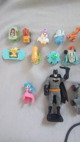 Miniaturas kinder pacote