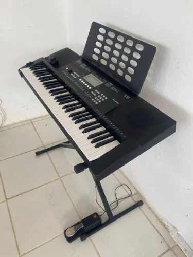 Teclado Musical KB-330 seminovo