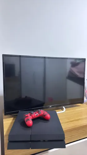 Tv 32 + PS4