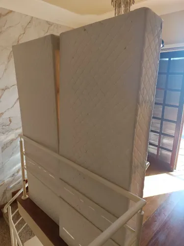 Doação de 2 camas box solteiro usadas