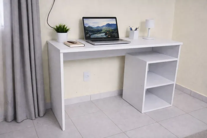 Escrivania 1.10 por 50