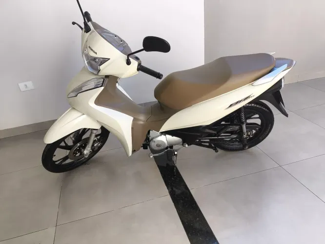 Biz 125 2022 - extremamente nova