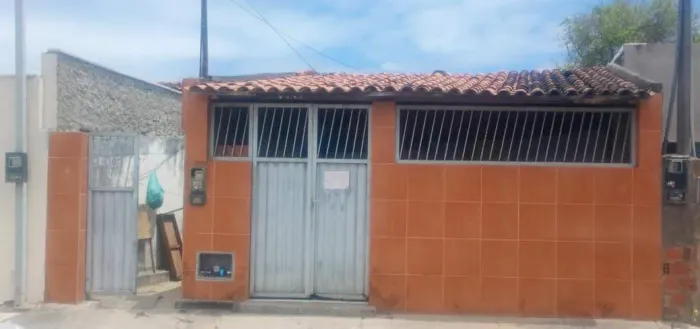 Vende-se está casa