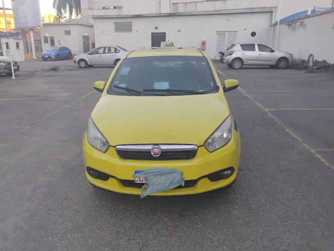 Fiat Grand Siena Essence 1.6 Flex 16V 2017