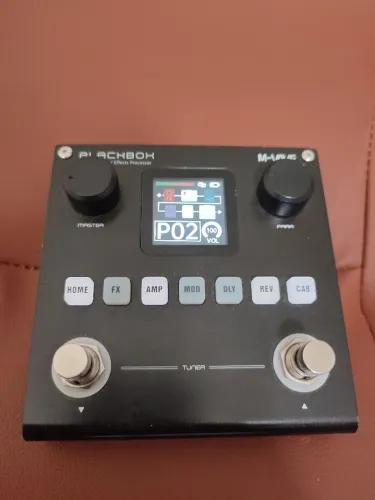 Pedaleira M-Vave Black Box