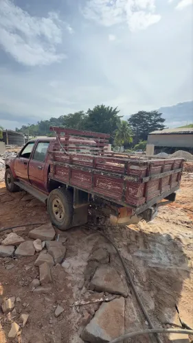 Toyota Hilux CD SR5 4X4 2.8 Diesel 1999