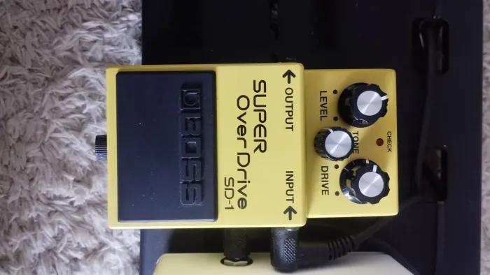 Pedal de drive Boss SD-1 super over drive