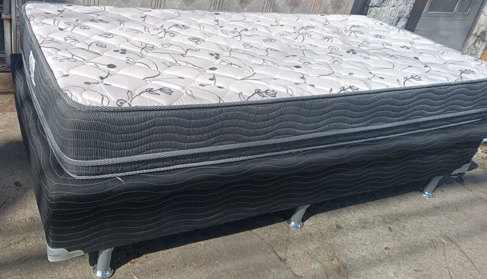 Cama box solteiro baú mostruário Com Colchão