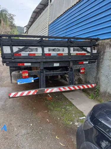 carroceria de caminhão