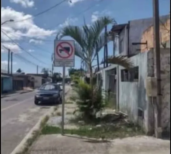 TERRENO LIMPO E MURADO<br><br>Rua dos Macucos, Paranaguá - PR, 83218-260, Brasil83