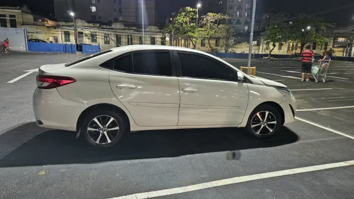 Toyota Yaris XS Sedan 1.5 Flex 16V 4P Aut. 2020