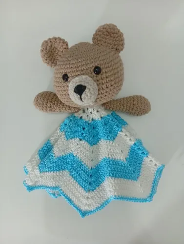 Manta de bichinho em crochê para bebê